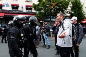 Proteste masive în Franţa faţă de măsurile lui Emmanuel Macron privind vaccinarea şi certificatul COVID-19