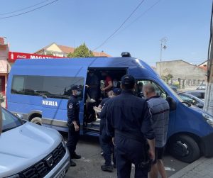 Cine sunt persoanele reținute de DIICOT în dosarul contrabandei de țigări de la Arad 