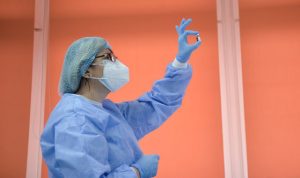 Ce beneficii au persoanele vaccinate anti-COVID. Legea a fost promulgată
