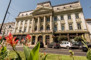 Studenții admiși la facultățile UAV sunt așteptați să-și confirme locul