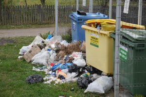 O nouă licitaţie pentru gunoaie