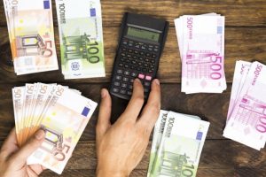 Și-au cerut banii de la Guvern: firmele arădene vor 37,8 milioane lei ajutor post-COVID!