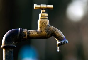 O stradă din Pecica rămâne, luni, fără apă