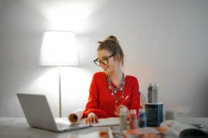 Iată 3 locuri de muncă în care comunicarea este cheia succesului