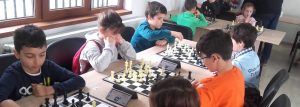 Micii şahişti de la Vados Arad, un titlu naţional şi două medalii de argint