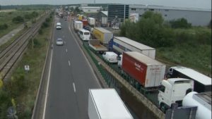CNAIR: Restricţii de circulaţie în aproape toată ţara, din cauza caniculei
