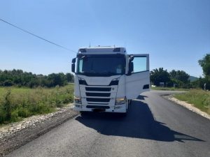 Trafic restricționat pentru camioane, pe drumurile județene, din cauza caniculei
