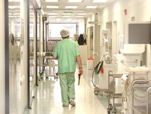 Rata mortalităţii, de 15 ori mai mare la nevaccinaţi faţă de vaccinaţi, în Italia