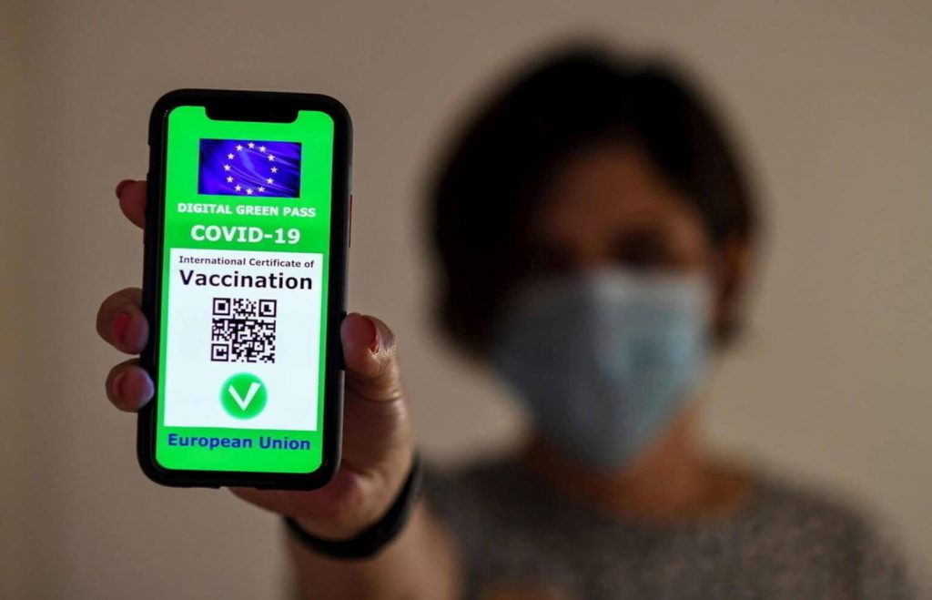 Cum va fi verificat certificatul verde? Aplicaţia e deja disponibilă