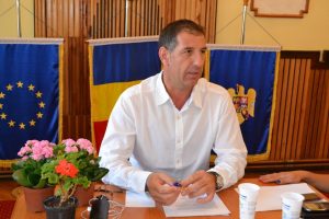Fostul primar din Zăbrani îşi caută libertatea