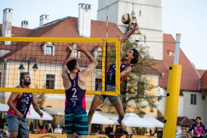 Lelea şi Lung, pe podium şi la final de sezon. Campionii naţionali au luat bronzul la Sibiu Sands!