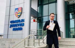 USR ARAD critică CJA că „nu dorește drumuri trainice”