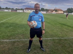 Alin Deac arbitrează derby-ul de podium în Liga 4!