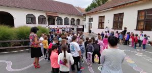 Chirie de 4.500 de euro/lună pentru Gimnazială „M. Eminescu”