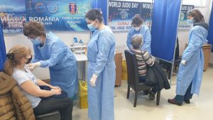 Aglomerație la centrul de vaccinare din Grădiște! A fost prelungit programul de funcționare