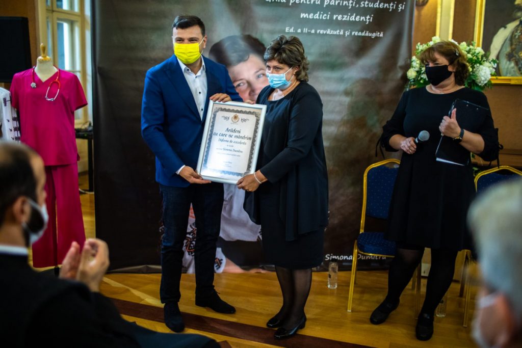 „Arădeni cu care ne mândrim” pentru doctorul Simona Dumitra