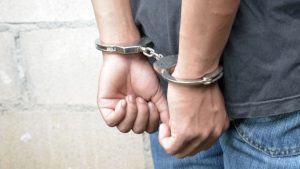Urmărit pentru infracțiuni în Italia, prins de polițiștii arădeni