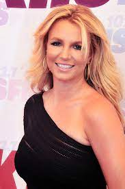 Britney Spears s-a logodit cu modelul Sam Asghari