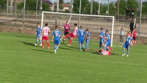Cermeiul şi Crişul sunt pe podiumul din C8! Liderul a pierdut primele puncte