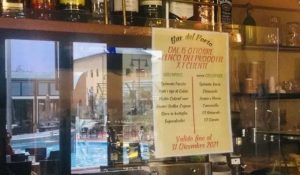Scandal în Italia, după ce un patron de restaurant a afișat meniuri separate pentru nevaccinați