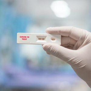 Record la numărul de infectări: 12.590