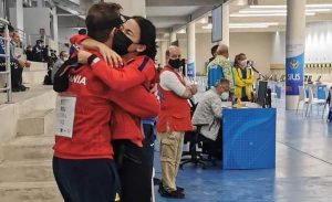 La doar 16 ani, pistolarul arădean Luca Joldea a debutat cu medalie la Mondialul juniorilor! Podium la dublu mixt, alături de Daria Haristiade (FOTO)