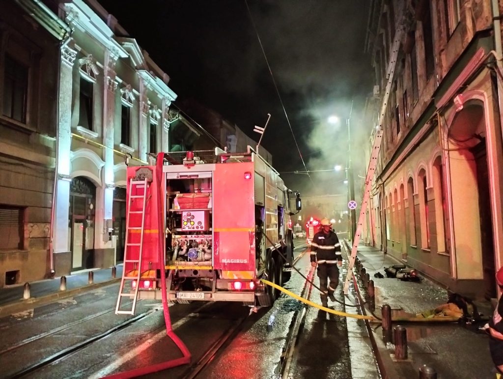 incendiu tribunul dobra